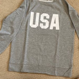 Lightweight sweatshirt